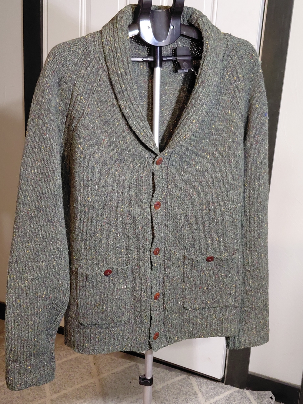 J. Crew Men's Shawl Collar Cardigan in Heathered Marbled Olive Multi Tone SIZE L